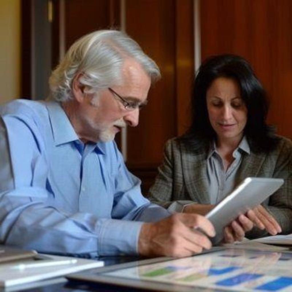 ält. herr-pixabay-8577380_640